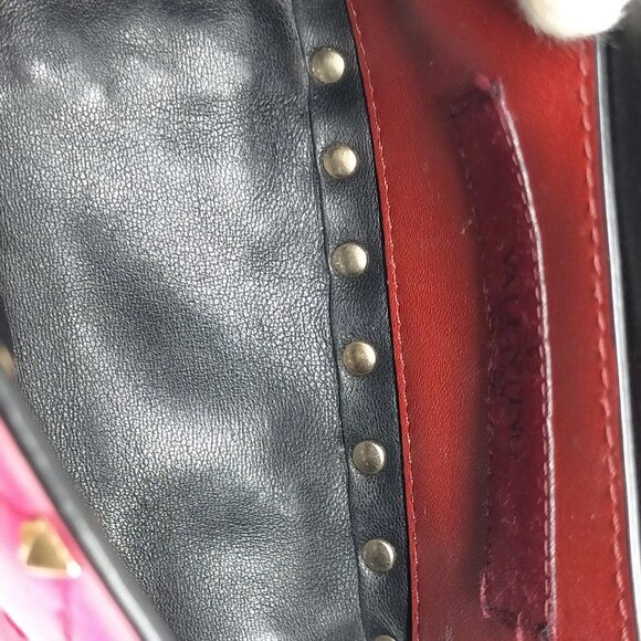 Authentic Valentino Garavani Pink Leather Shoulder Bag mn845-112525 - Picture 13 of 16